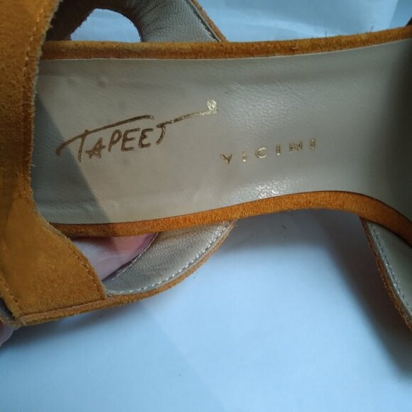Tapeet Vicinni Orange Suede Ankle Strap Peep Toe Block Heel  Sandals Sz 7 - Picture 9 of 10